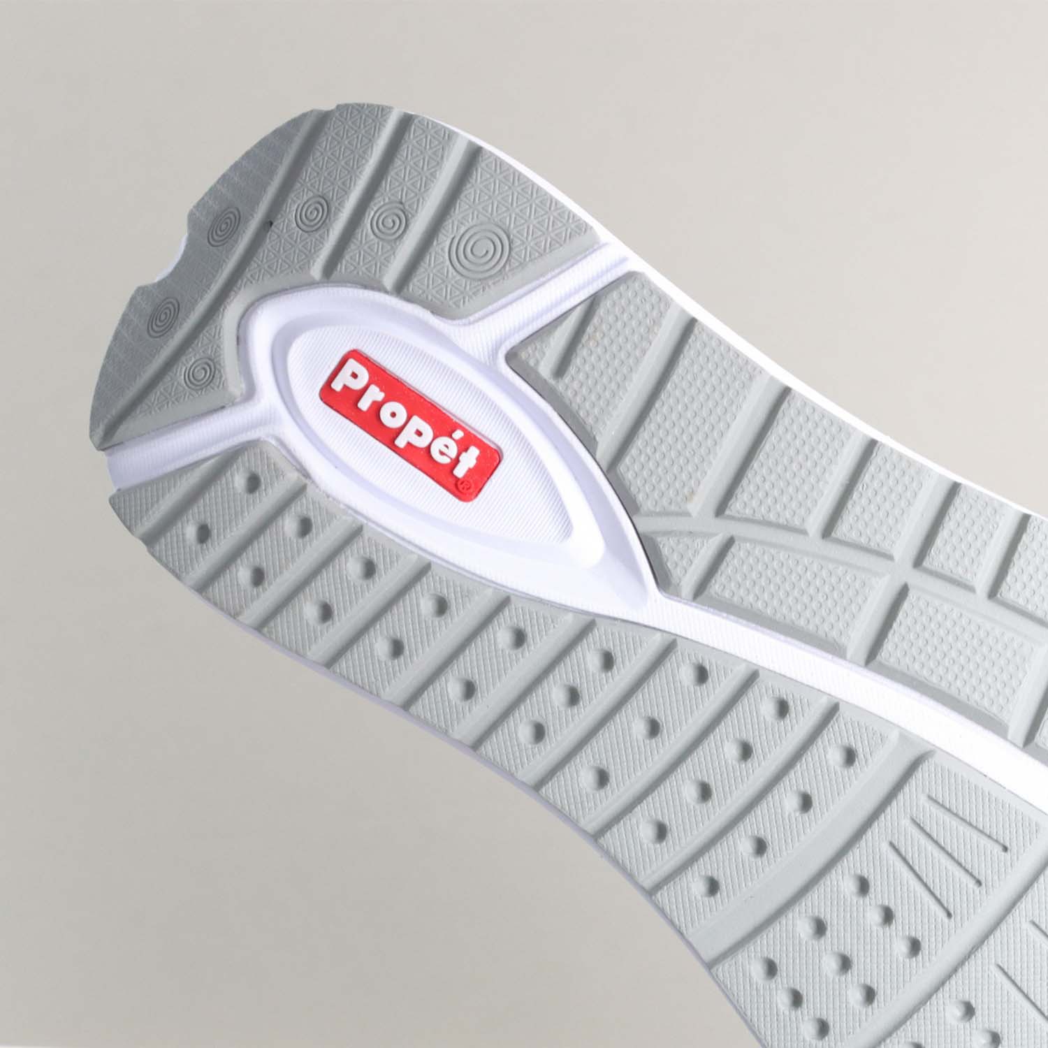 Straight last outsole for foot posture and balance