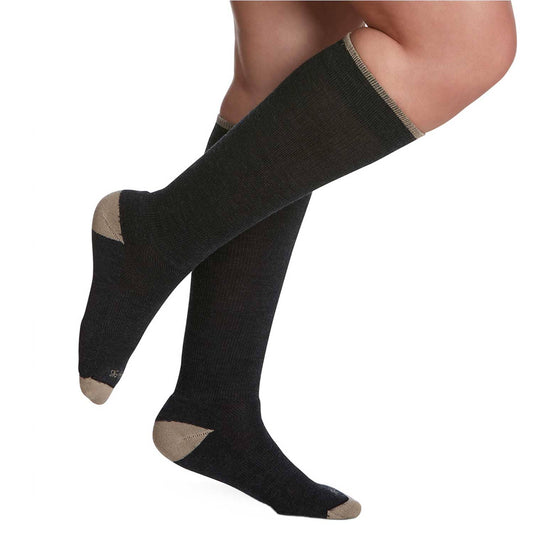 Sigvaris Well Being 421 Merino Outdoor Knee High Socks 15-20 mmHg - Sigvaris Well Being 421 Merino Outdoor Knee High Socks - 15-20 mmHg Charcoal