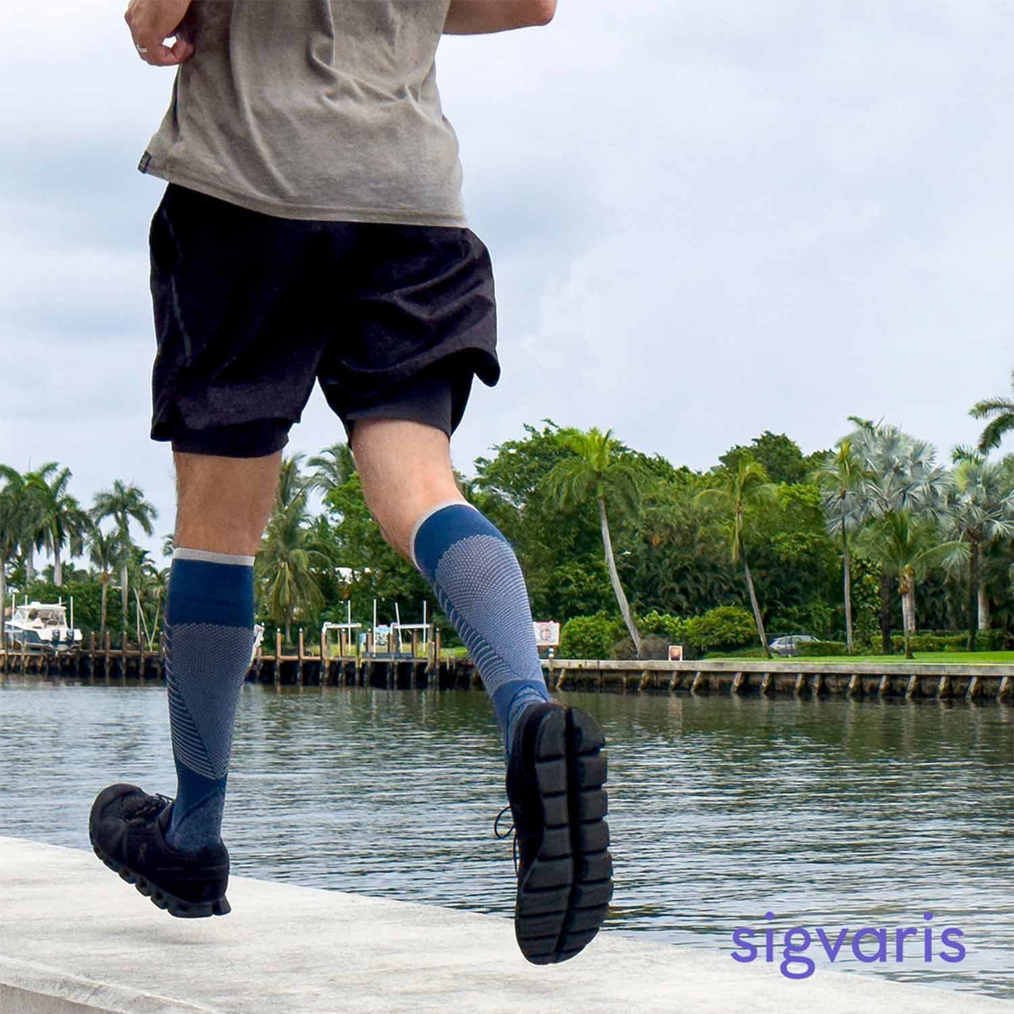 Sigvaris 432 Motion Flow Tech Knee High Socks 20-30 mmHg