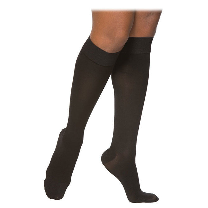 Sigvaris 862 Select Comfort Women's Closed Toe Knee Highs - 20-30 mmHg