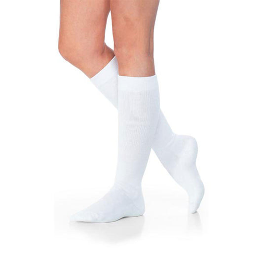 Sigvaris Well Being 160 Eversoft Diabetic Socks 8-15 mmHg - Sigvaris Compression Socks 160 Eversoft Diabetic Socks - 8-15 mmHg