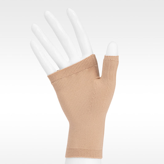 Juzo 2000 Soft Seamless Gauntlet Left 15-20 mmHg - Juzo Soft Seamless Gauntlet Left - 15-20 mmHg Beige