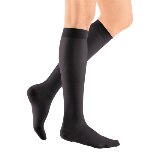 Mediven Sheer & Soft Knee Highs 8-15 mmHg - Medi Sheer & Soft Closed Toe Knee Highs- 8-15 mmHg - Ebony